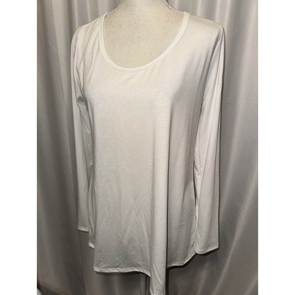 Lularoe Top Womens Size M Long Sleeve White Stretch Hi-low Pullover Round neck